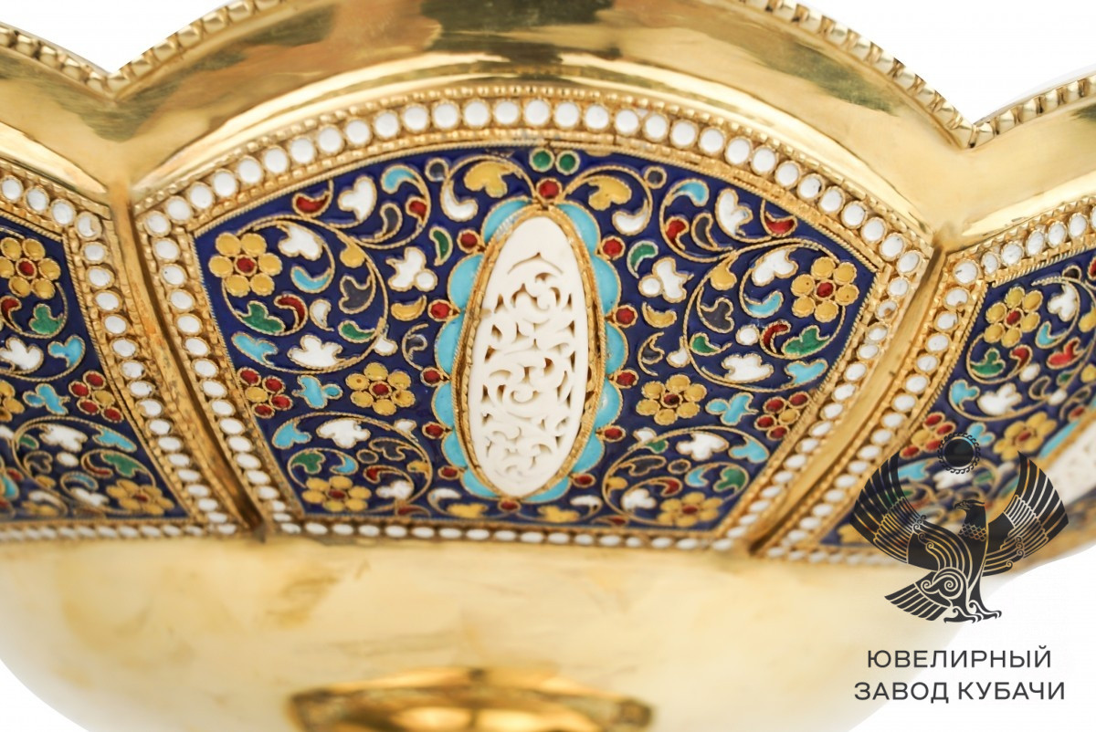 Фруктовница из серебра с позолотой и слоновой костью «Эталон» на заказ